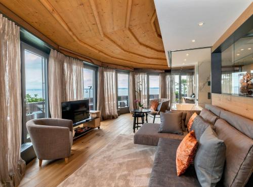 Panorama Suite Design