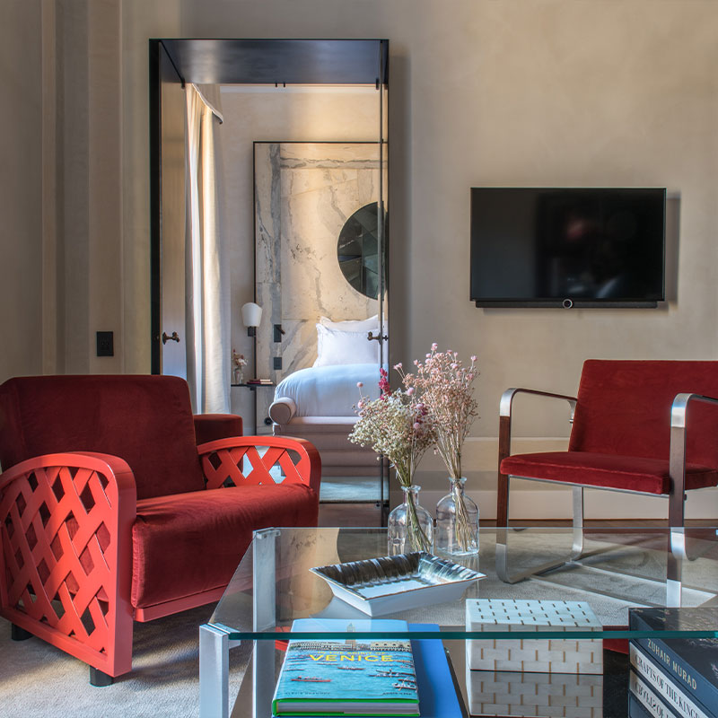 Nolinski Suite