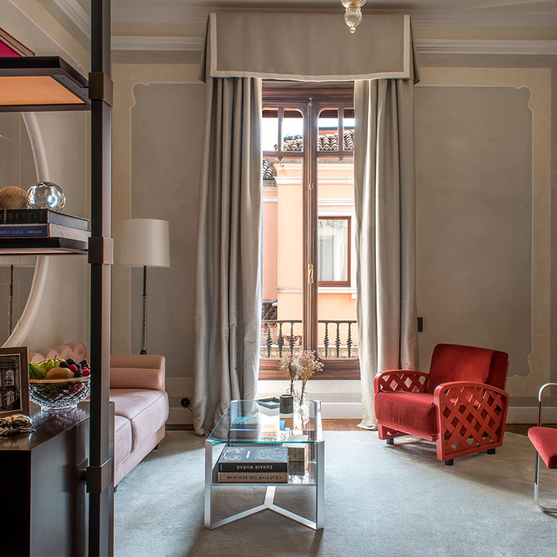 Nolinski Suite