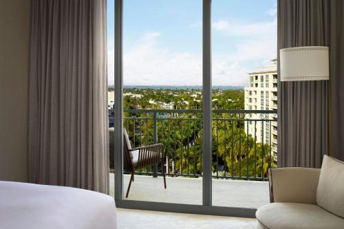 King Room with Balcony and Bay View