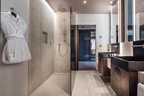 Junior Suite with Garden View