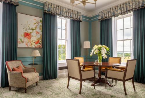 Ellis St John Suite