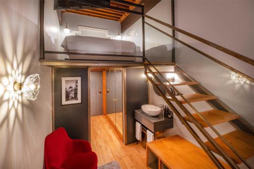 Duplex Collection Room