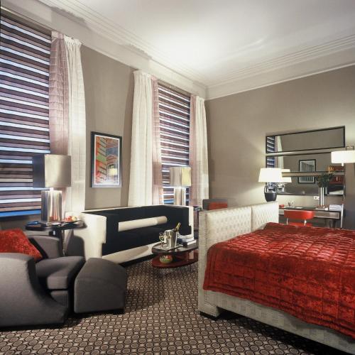Junior Suite, Courtyard View