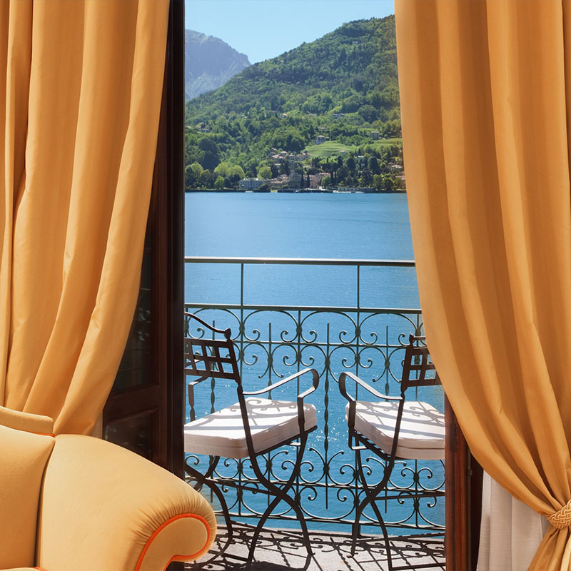 Junior Suite with Lake View