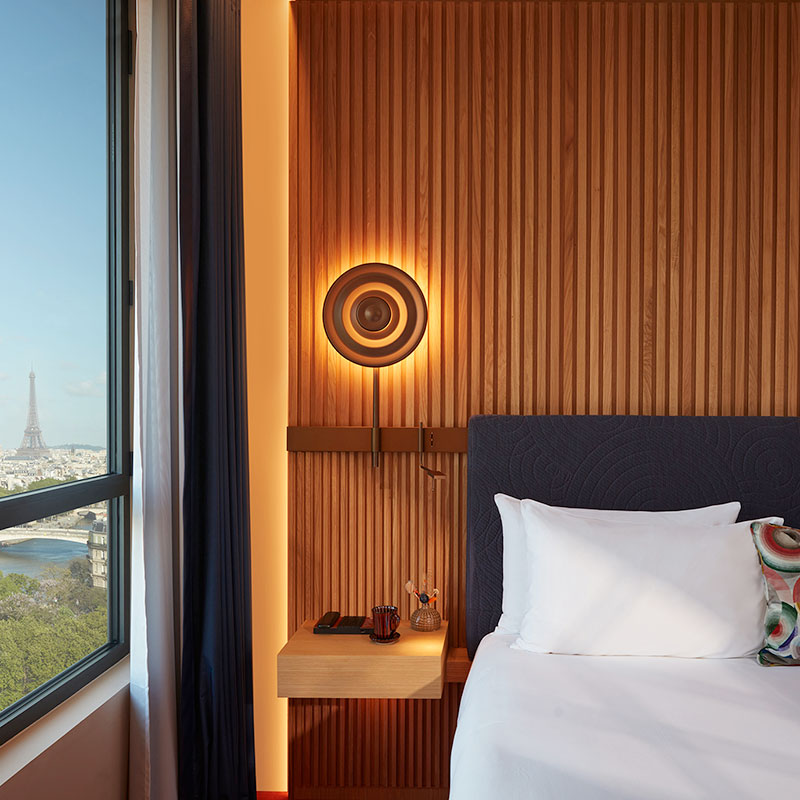 Iconic - Paris Skyline View