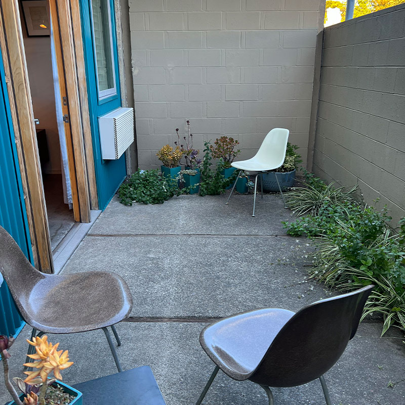 Astro Accessible Queen with Patio