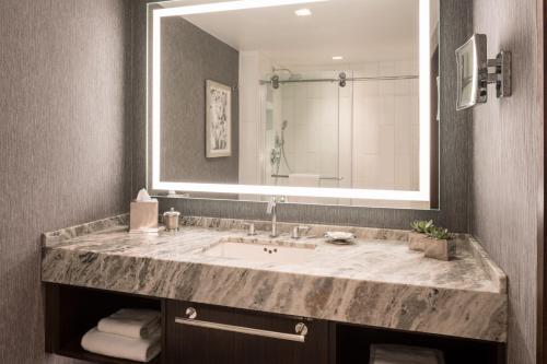 King Room - Hearing Accessible