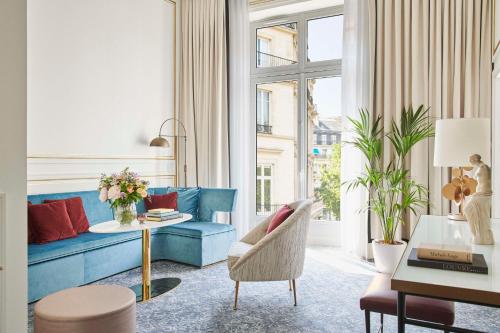 Louvre Suite 