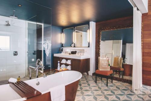 Junior Suite with Ocean View