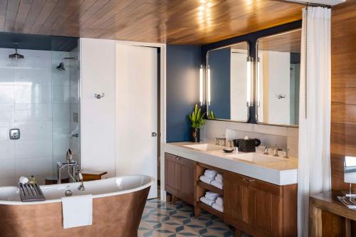 Thompson Suite with Ocean View