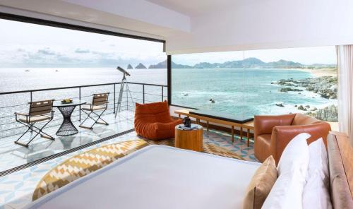 Panoramic Suite with Plunge Pool and Ocean View