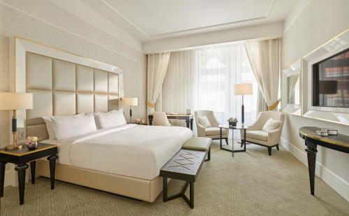 Premium King Room