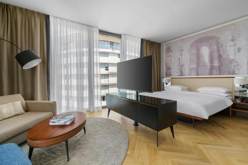 Junior King Suite