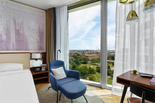 King Room with View