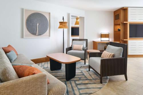 Deluxe Suite with Ocean View