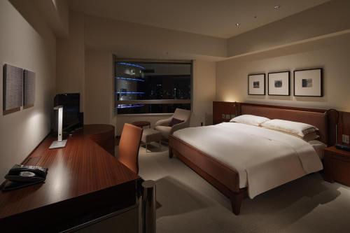 King Room - Club Access