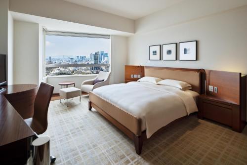 King Room with City View