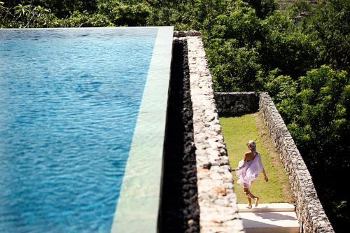 Three-Bedroom Hillside Villa