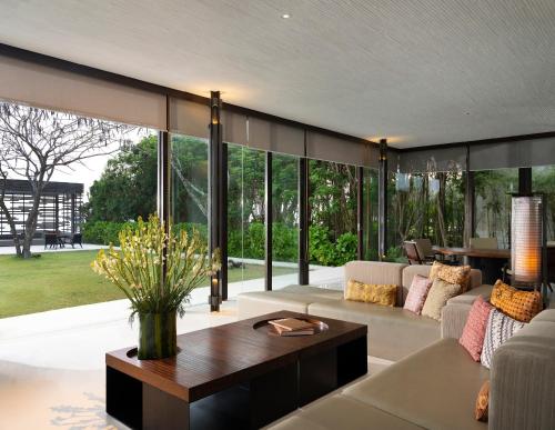 Three-Bedroom Cliff Edge Villa