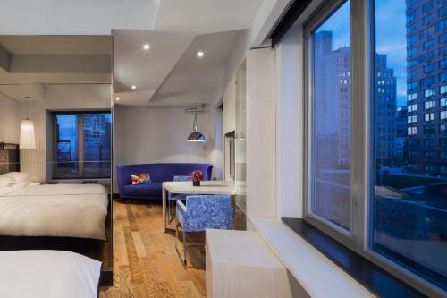 Junior King Suite