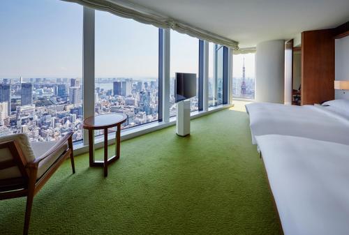 Suite with Two King Beds and Bay View