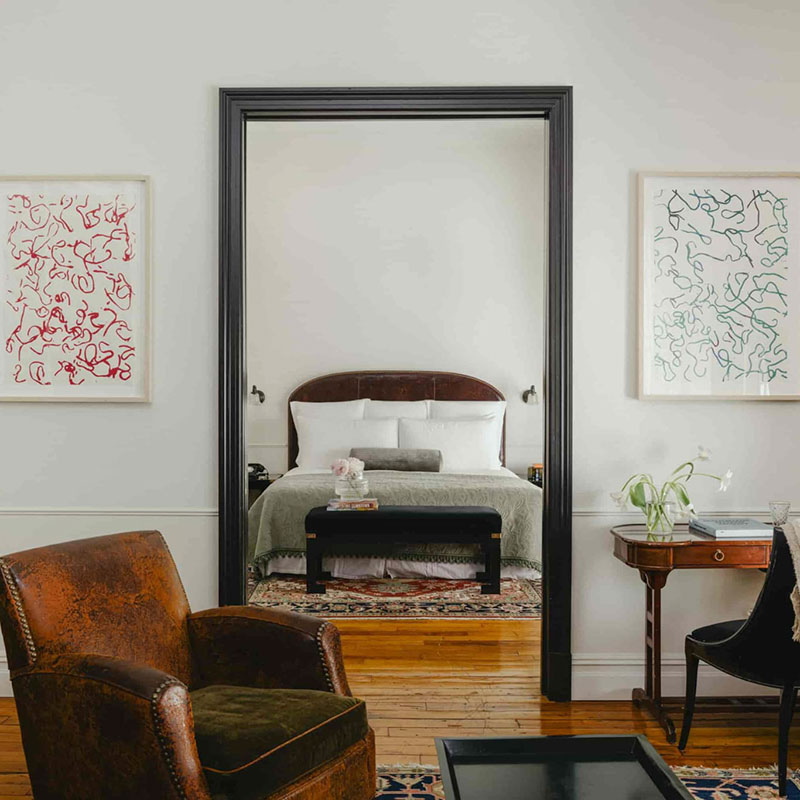 Salon Suite