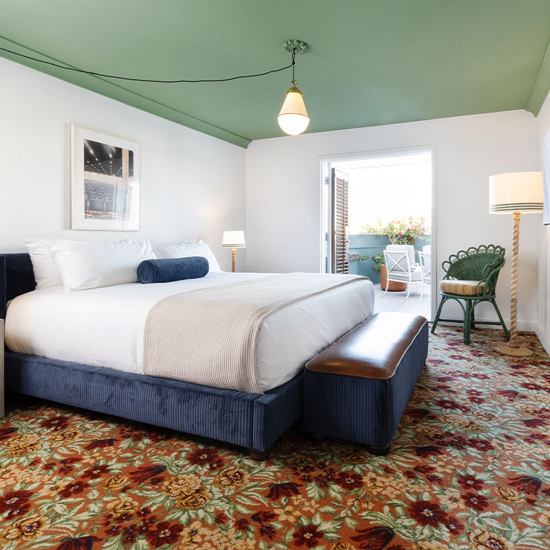 The Suite with Balcony