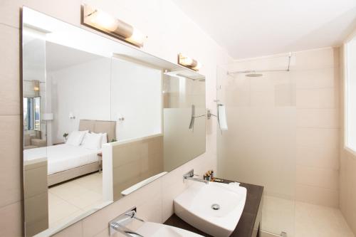 Suite with Sea View