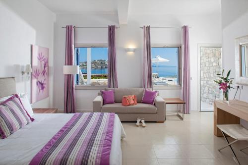 Deluxe Suite with Sea View and Outdoor Hot Tub