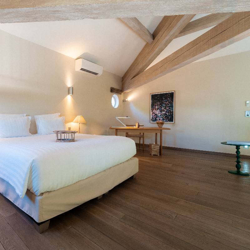 Pool Suite