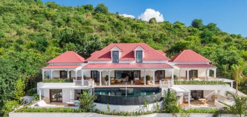 Villa With Private Pool