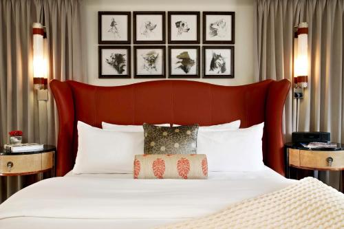 Deluxe King Room - Hearing Accessible 