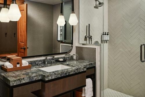 King Room - Hearing Accessible