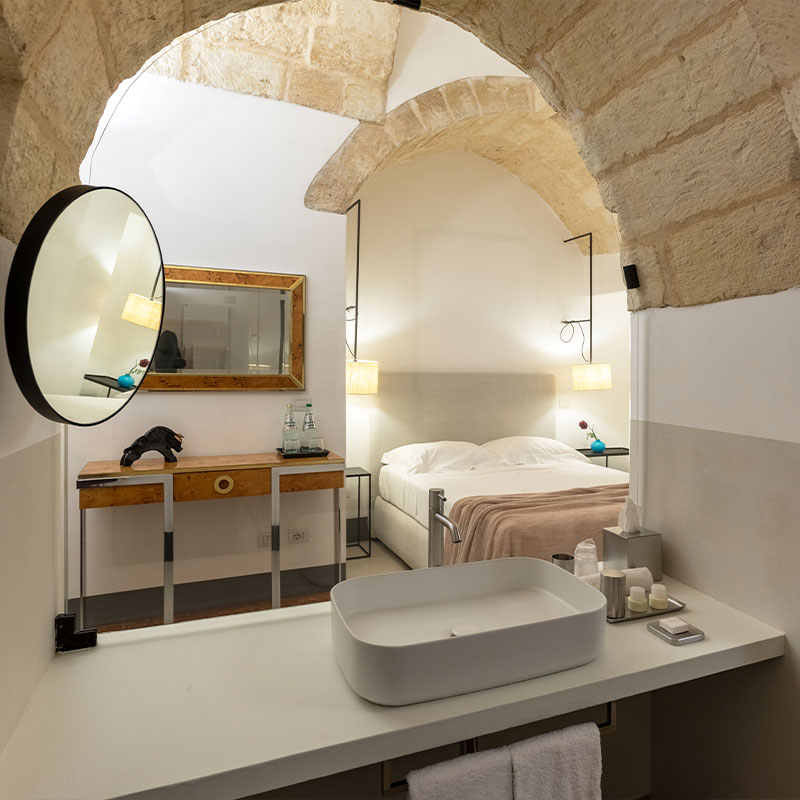 Small Superior Room 