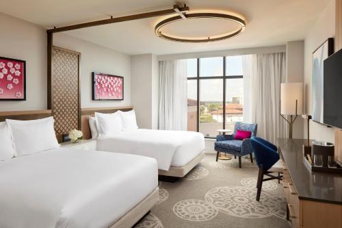 Deluxe Queen Room with Two Queen Beds