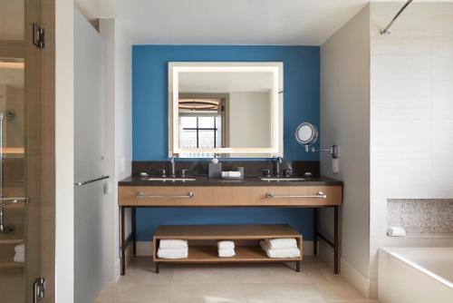 Quadruple Room with Bath