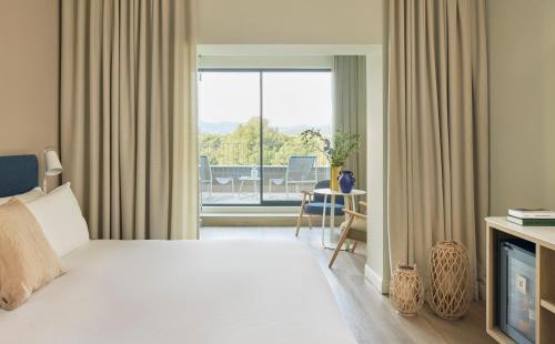 Ultimate ME + Two Bedroom Suite
