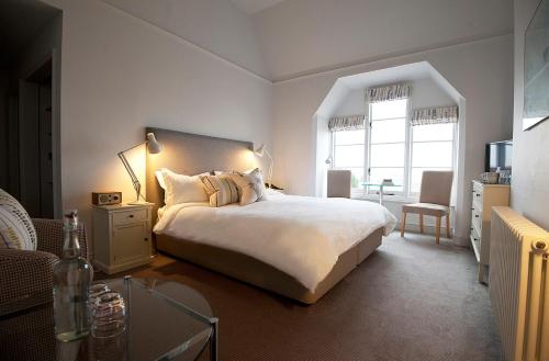 Superior King Room 