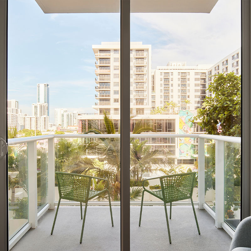Balcony King 