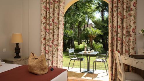 Superior Double Room with Garden View