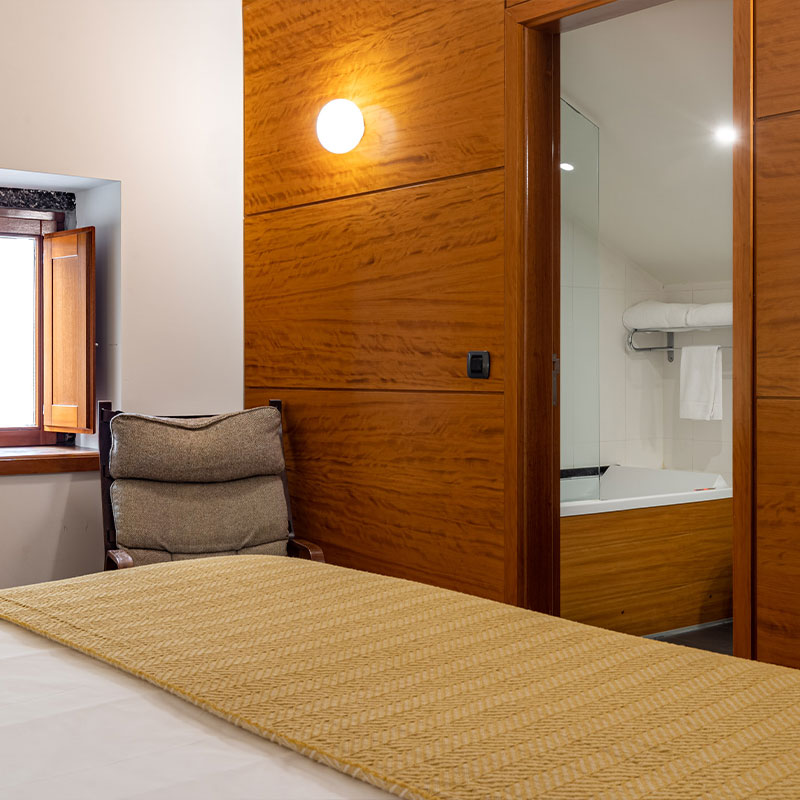 Suite III