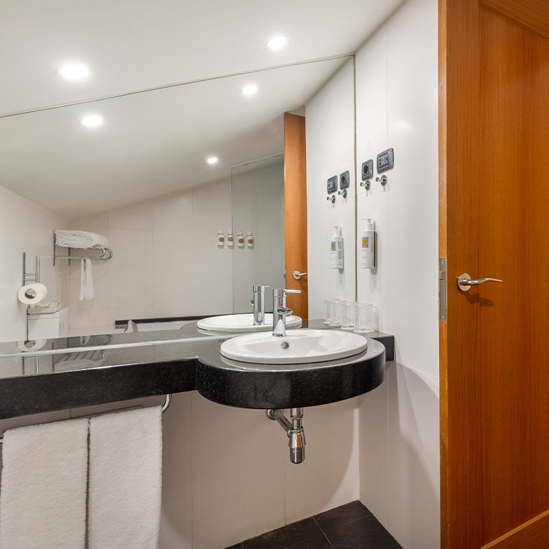 Suite III