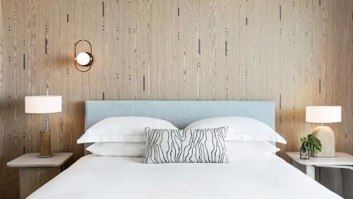 Premium Double Room with Two Double Beds and Balcony - City View