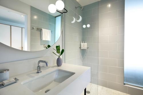 Premium Double Room with Two Double Beds and Balcony - City View