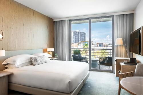 Premium King Room with Balcony