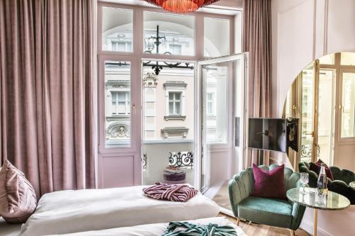 Deluxe Zimmer mit Queensize Bett – Josefine Historique