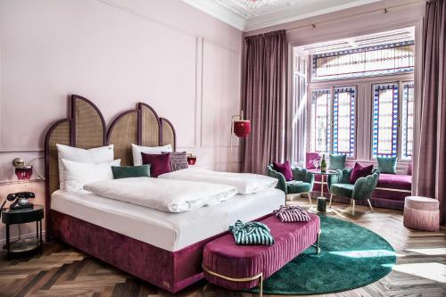 Suite mit Kingsize Bett – Josefine Bel Etage