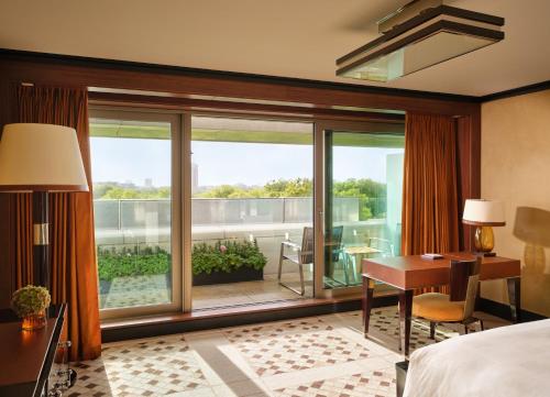 Park Lane Balcony Suite