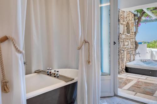 Signature Two Bedroom Suite with Outdoor Jetted Tub and Sea View